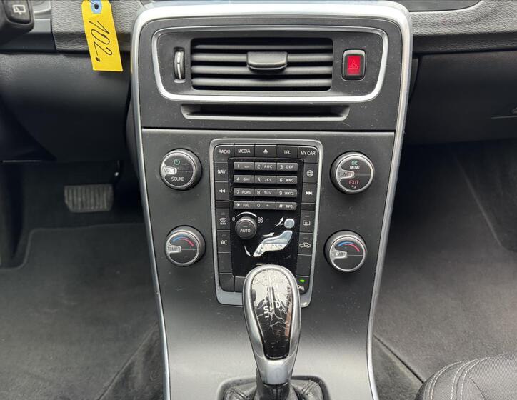 Volvo V60 33