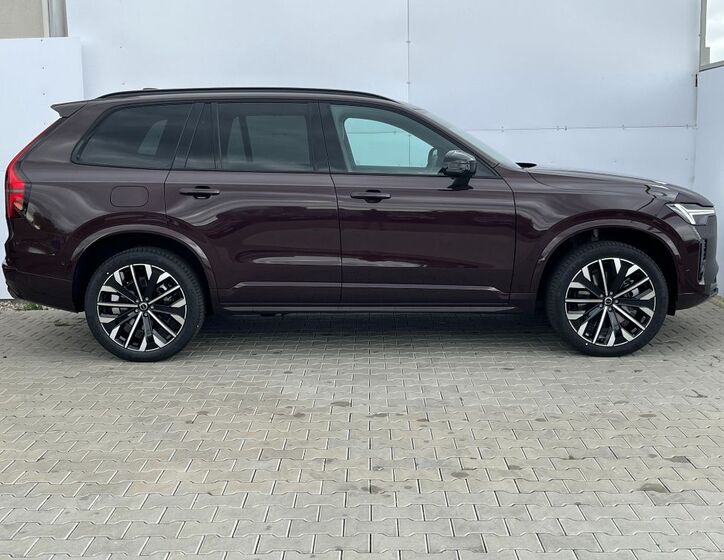 Volvo XC90 29