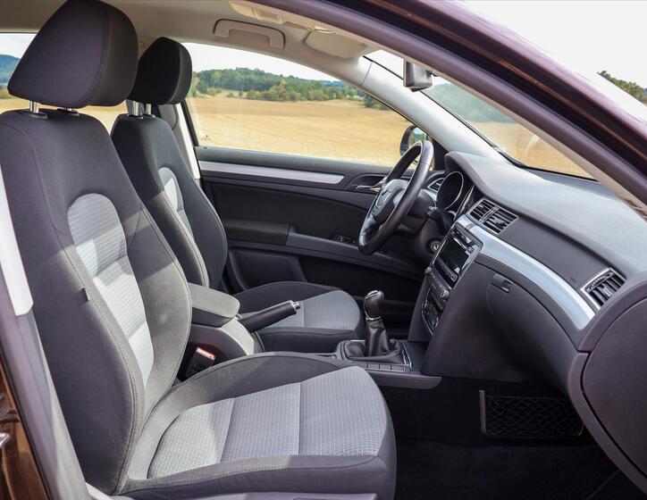 Škoda Superb 14