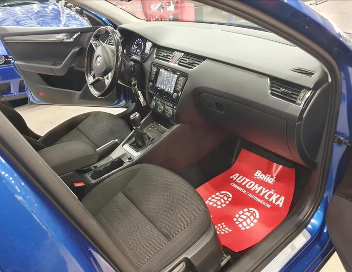Škoda Octavia 15