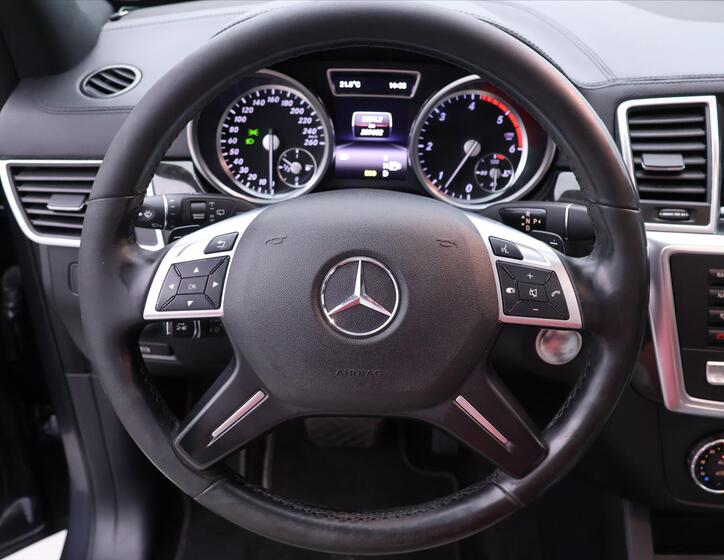 Mercedes-Benz GL 27