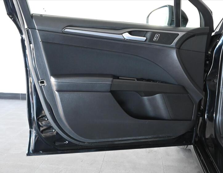 Ford Mondeo 24