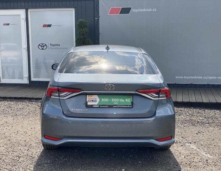Toyota Corolla 6