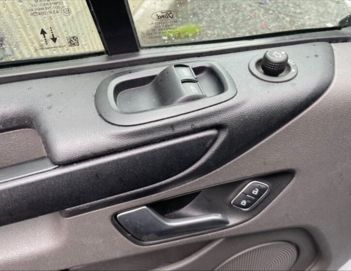 Ford Transit 11