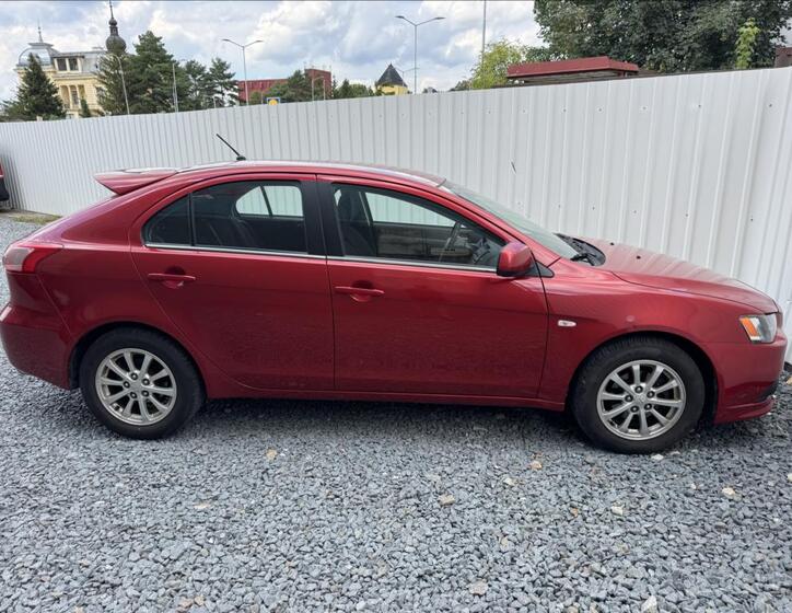 Mitsubishi Lancer 14
