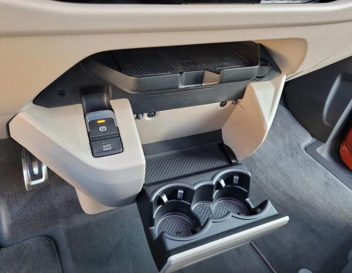 Volkswagen Multivan 33