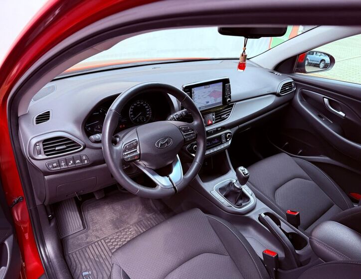 Hyundai i30 13