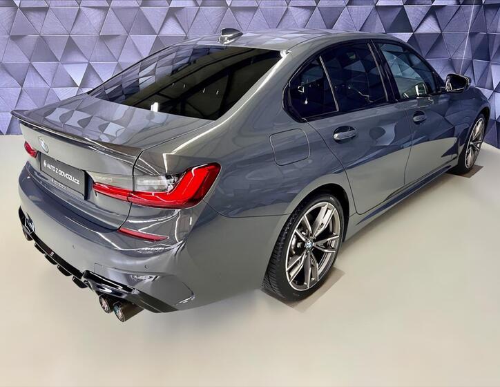 BMW Řada 3 7
