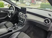 Mercedes-Benz CLA 32