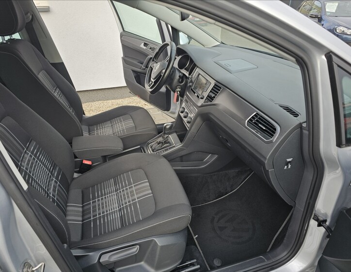 Volkswagen Golf Sportsvan 36