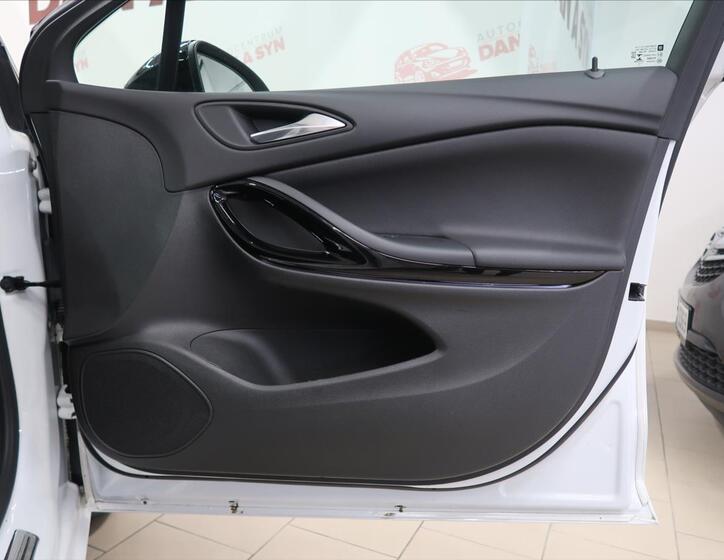 Opel Astra 11