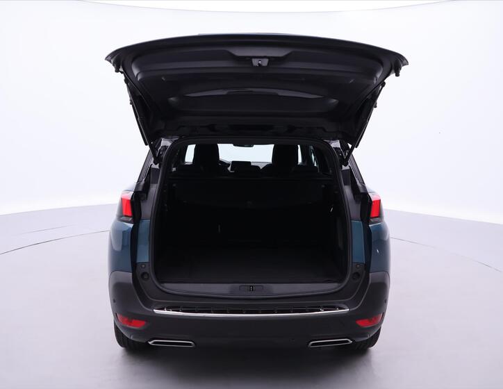 Peugeot 5008 9