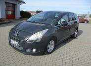 Peugeot 5008 1