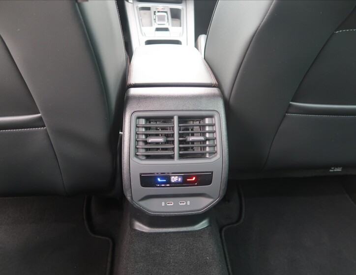 Cupra Formentor 21