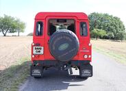 Land Rover Defender 6