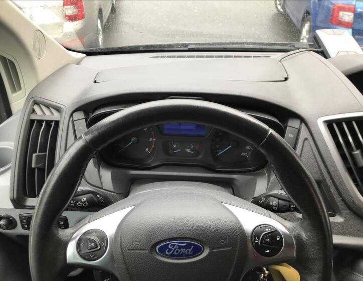Ford Transit 11