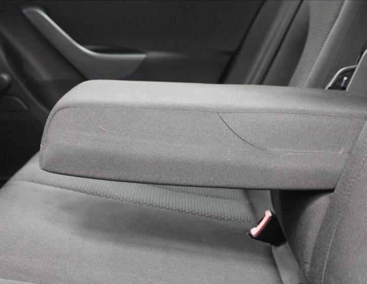 Volkswagen Passat 25