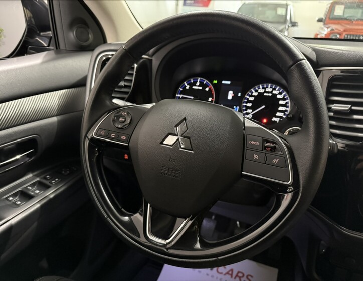 Mitsubishi Outlander 19