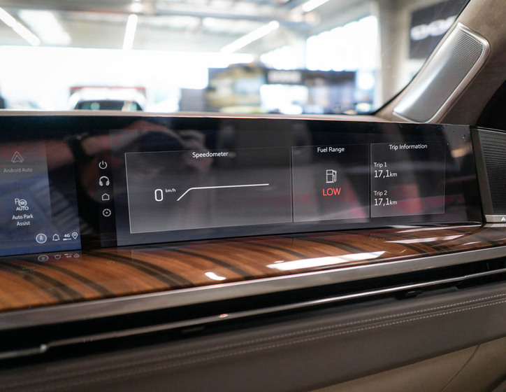 Cadillac Escalade 39