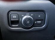 Mercedes-Benz Vito 18