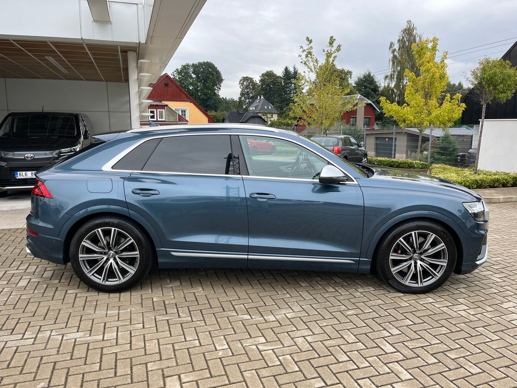 Audi SQ8