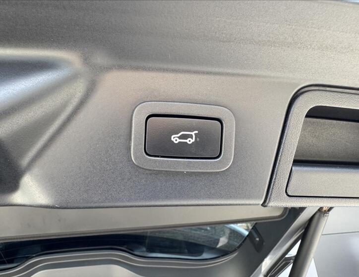 Land Rover Range Rover Velar 58