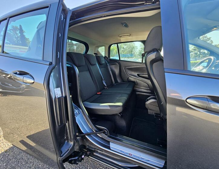 Ford B-MAX 28