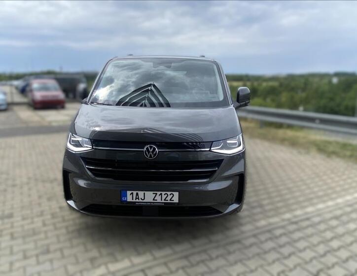 Volkswagen Caravelle 5