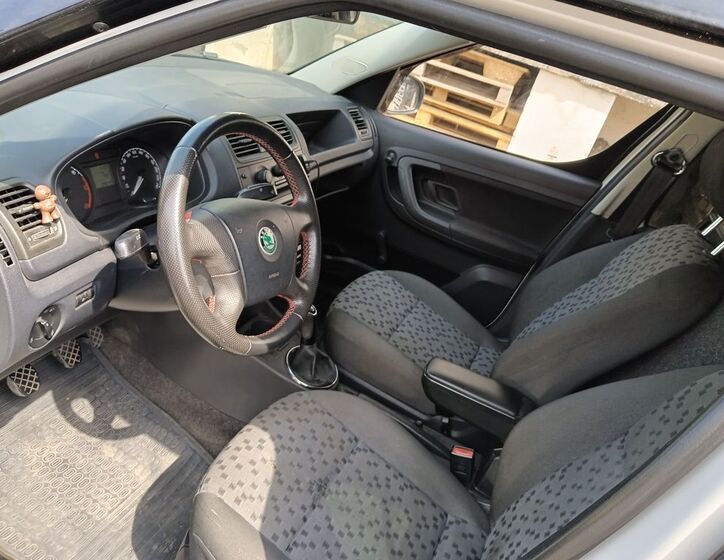 Škoda Praktik 11