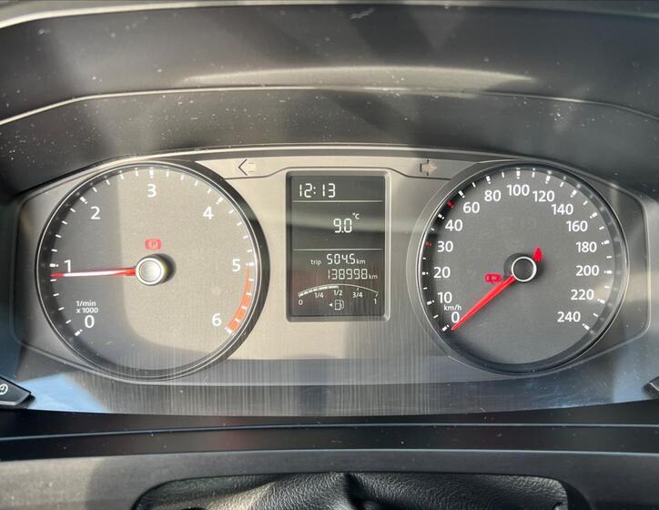 Volkswagen Transporter 12