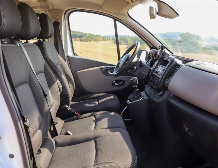 Renault Trafic 14