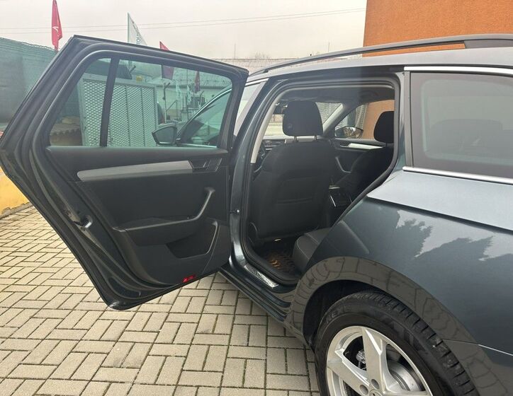 Škoda Superb 22