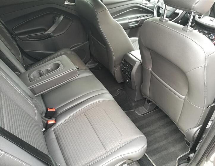 Ford Kuga 17