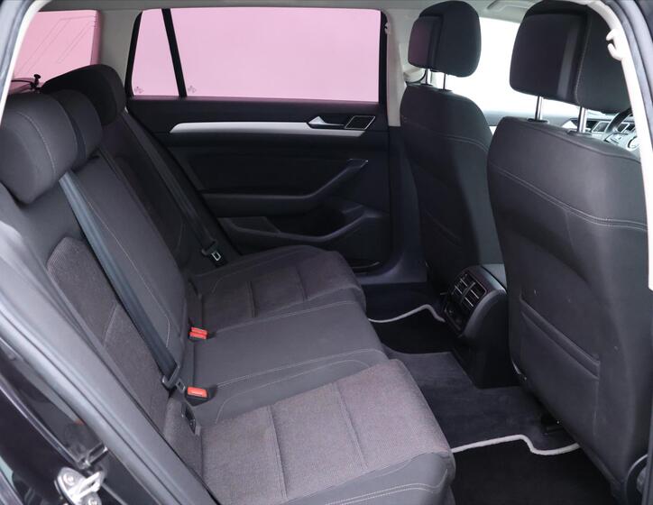 Volkswagen Passat 14