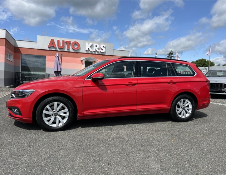 Volkswagen Passat 9