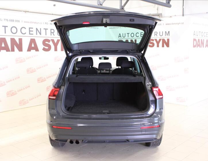 Volkswagen Tiguan 7
