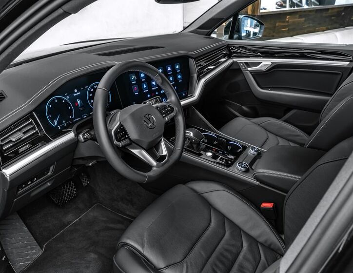 Volkswagen Touareg 11