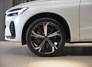 Volvo XC60 8