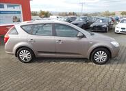 KIA Ceed 8