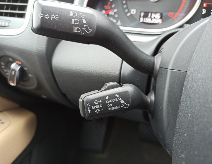 Audi Q7 23