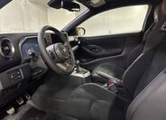 Toyota Yaris 9