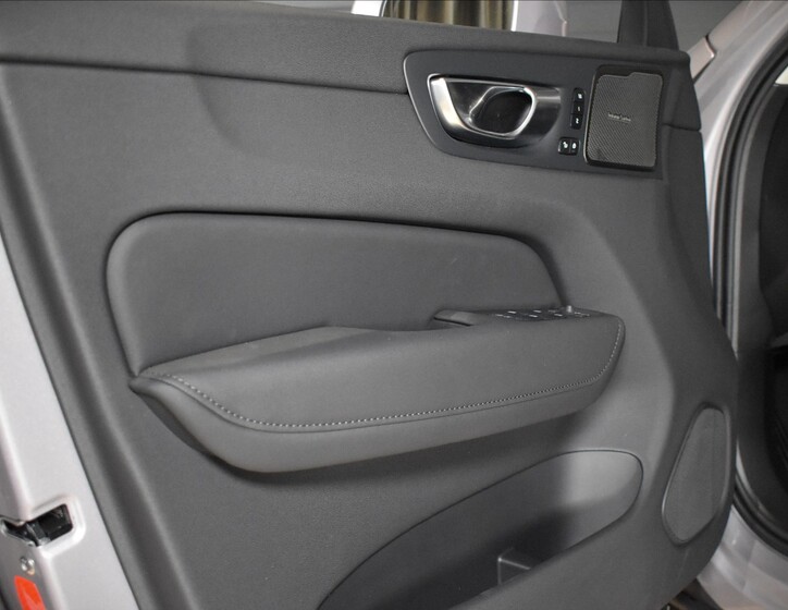 Volvo XC60 15