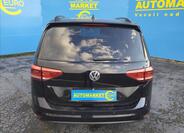 Volkswagen Touran 5