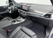BMW X7 9