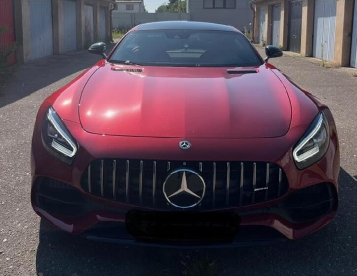 Mercedes-Benz AMG GT 2