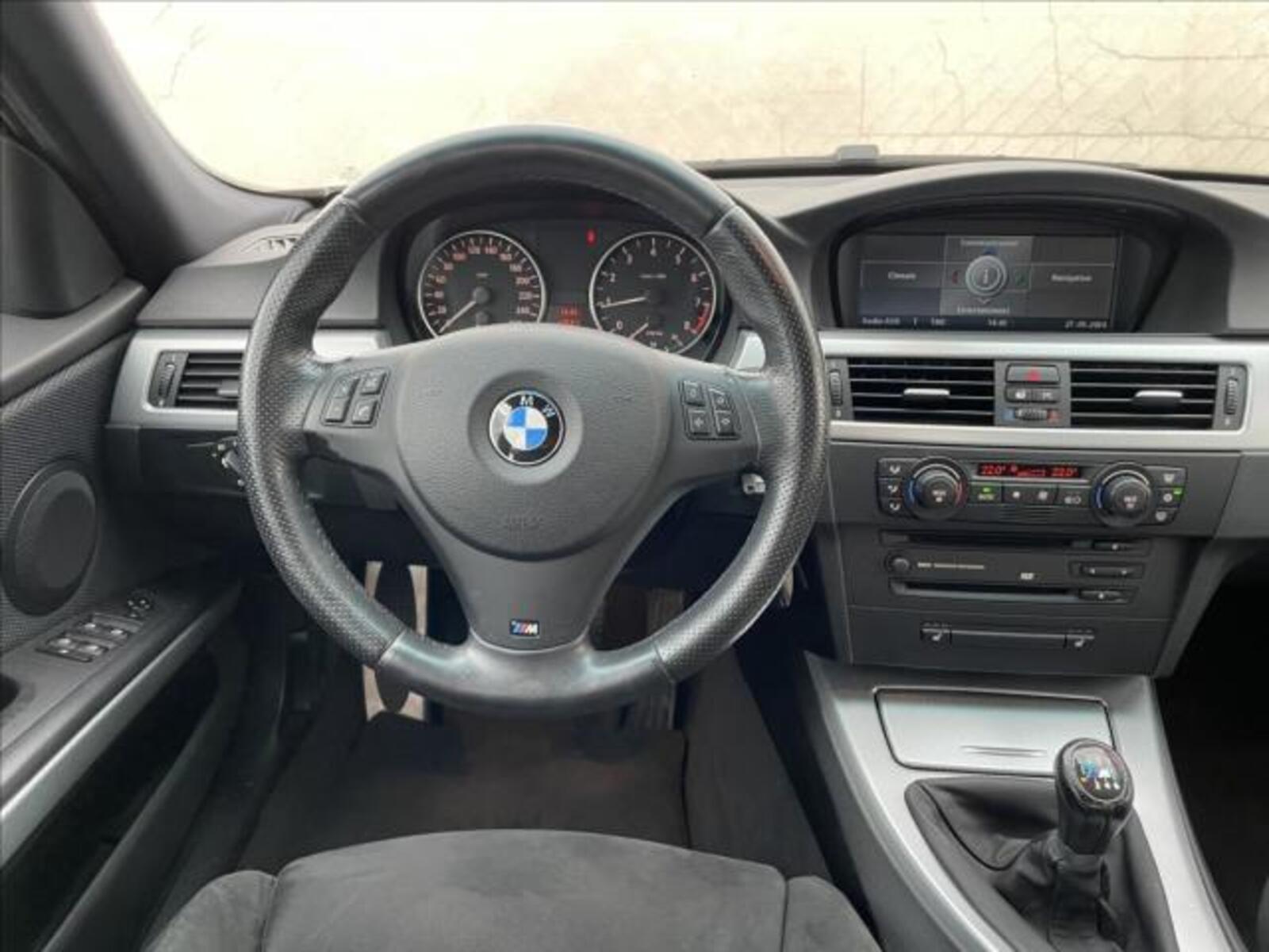 BMW Řada 3 8