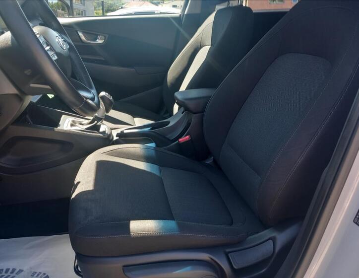 Hyundai Kona 16