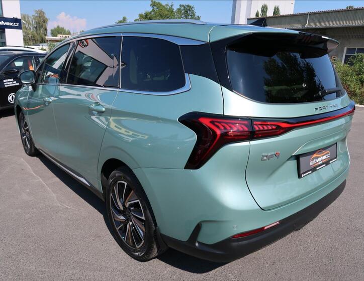 Dongfeng U-Tour 4