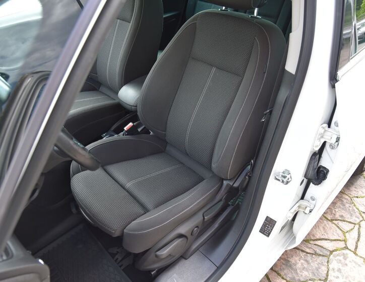 Opel Zafira 13