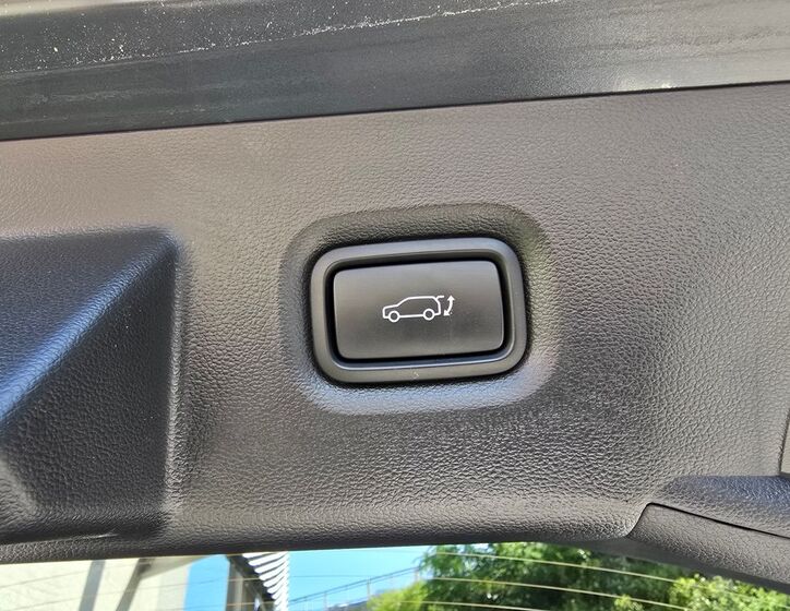 Hyundai IONIQ 31